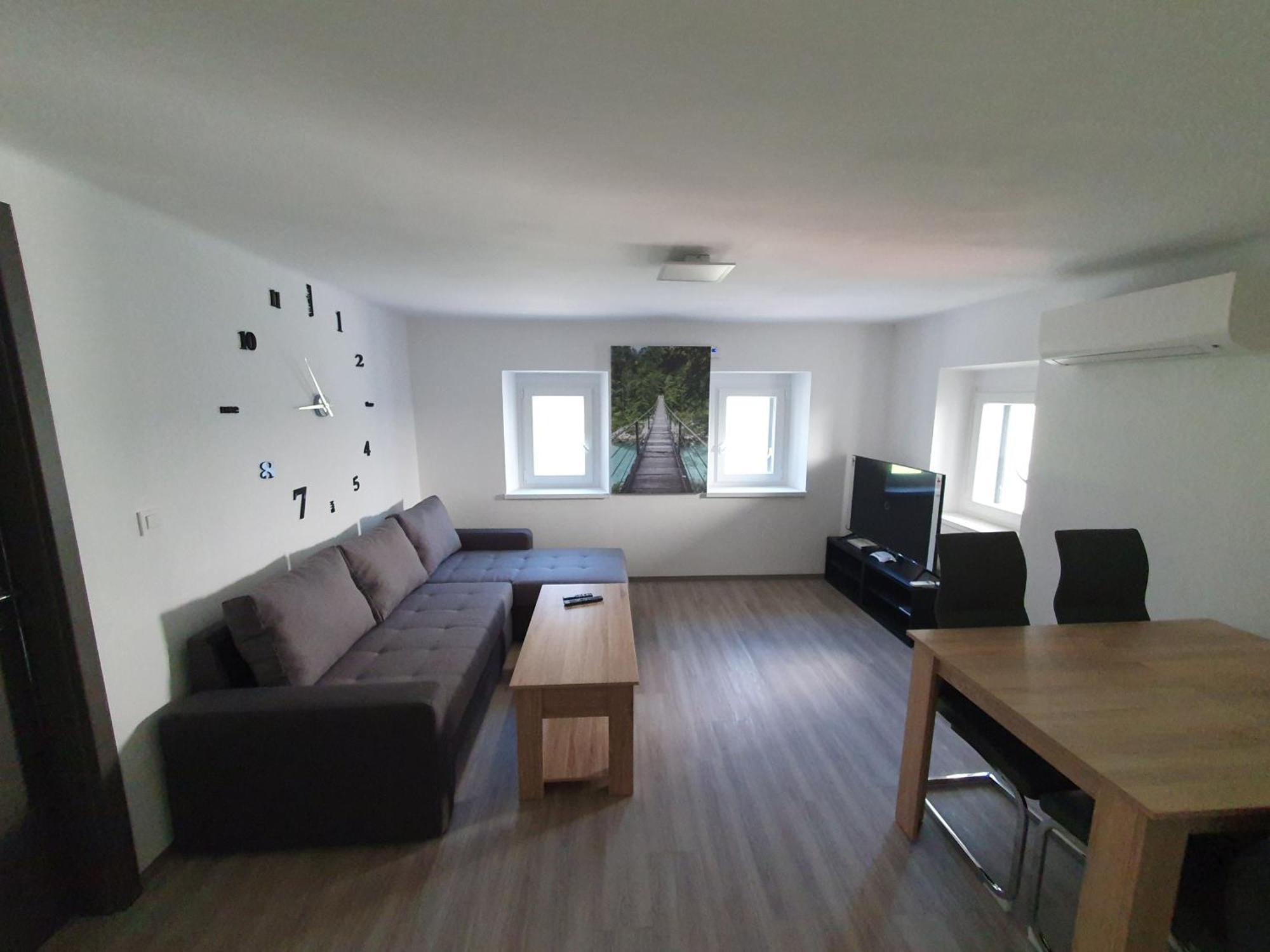 Apartment Ledince โมสต์ นา โซชิ ภายนอก รูปภาพ