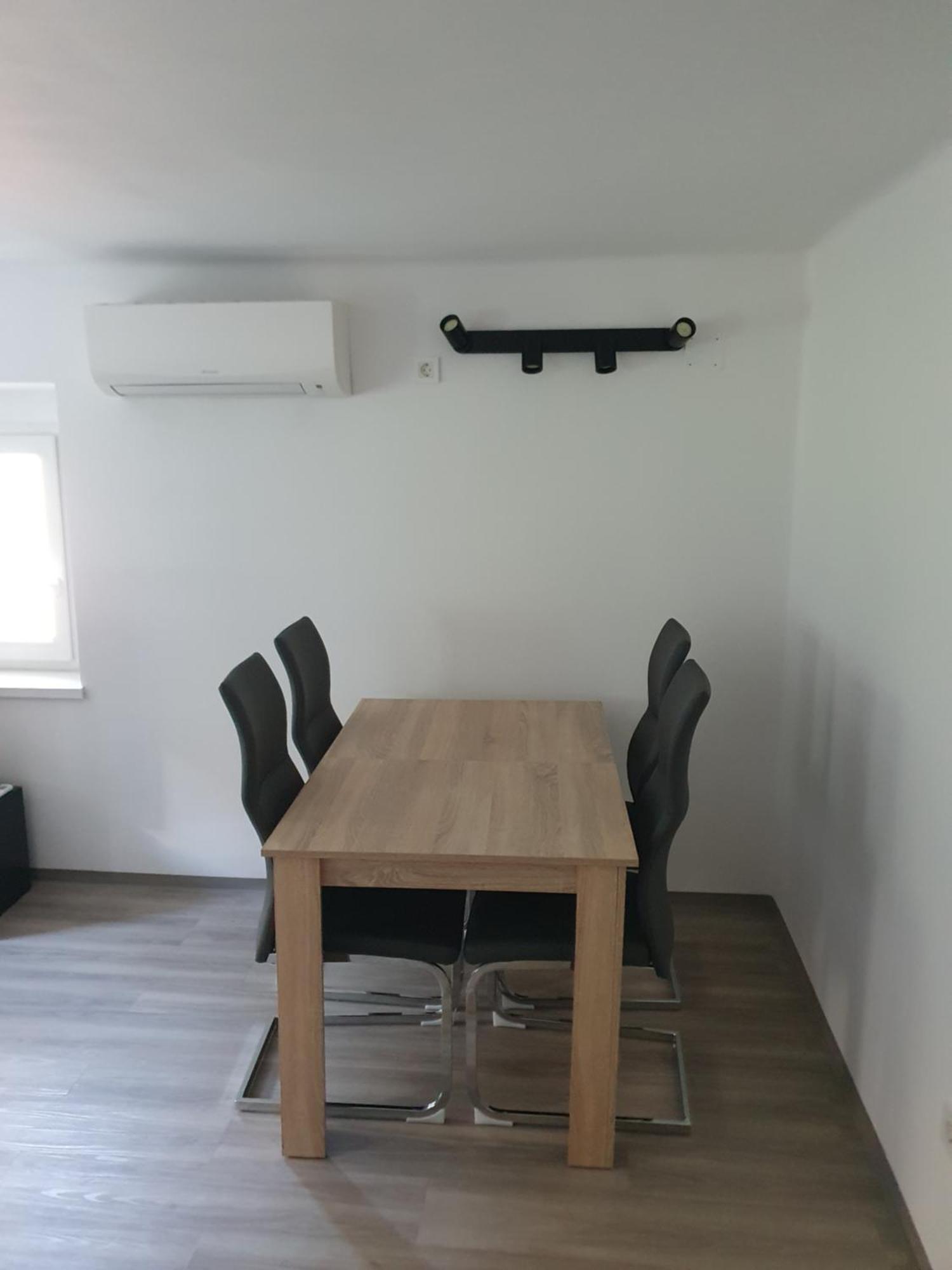 Apartment Ledince โมสต์ นา โซชิ ภายนอก รูปภาพ