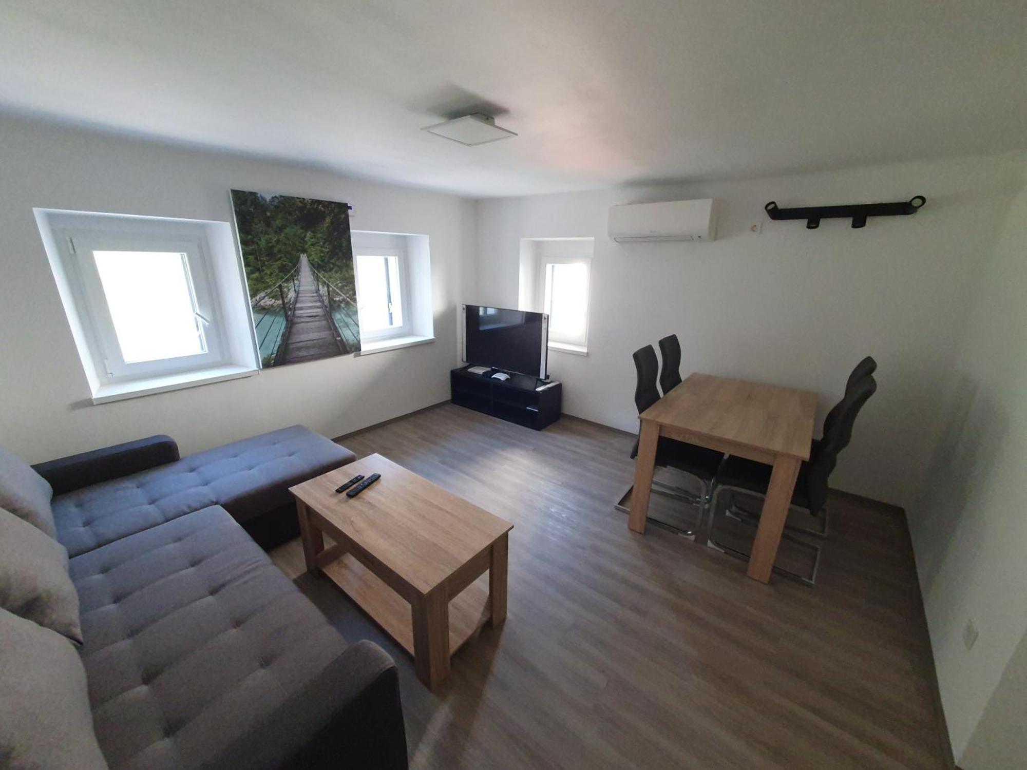 Apartment Ledince โมสต์ นา โซชิ ภายนอก รูปภาพ